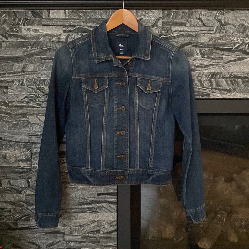 Gap Jean Jacket, Women’s Classic Fit XS, Dark Blue